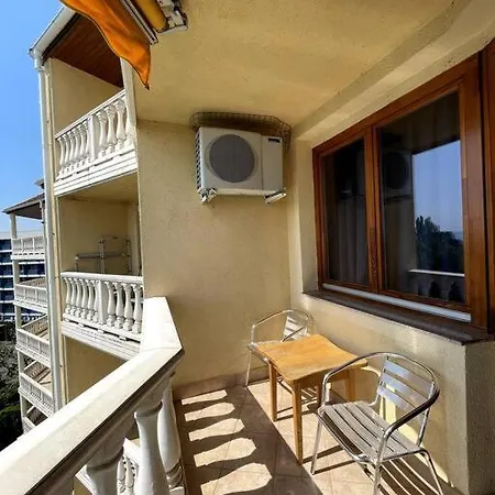 Daire Klara Apartman *